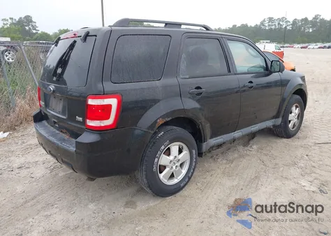 2011 Ford Escape Xlt from USA, damaged, VIN 1FMCU9DG9BKA05214